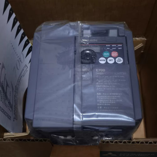 Mitsubishi FR-E740-2.2K-CHT 2.2 кВт 3-фазный компактный инверторный частотно-регулируемый привод