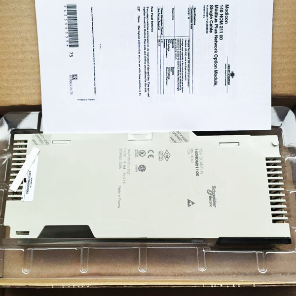 Schneider 140NOM21100 Quantum DIO Головной адаптер Modbus Plus RS485 & RS232