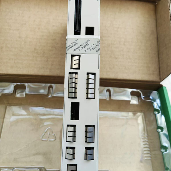 Schneider 140NRP95400 Modicon Quantum Повторитель волоконно-оптический