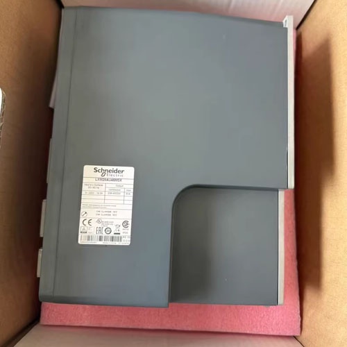 Сервопривод переменного тока Schneider LXM28AU45M3X