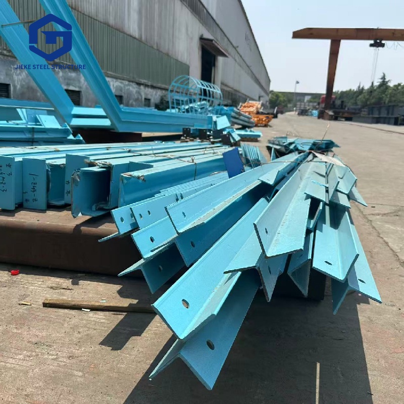 Quick Installation Prefabricated Steel Footbridge Welded Structure Shot Blasting Anti Corrosion Painting Long Span Low Cost