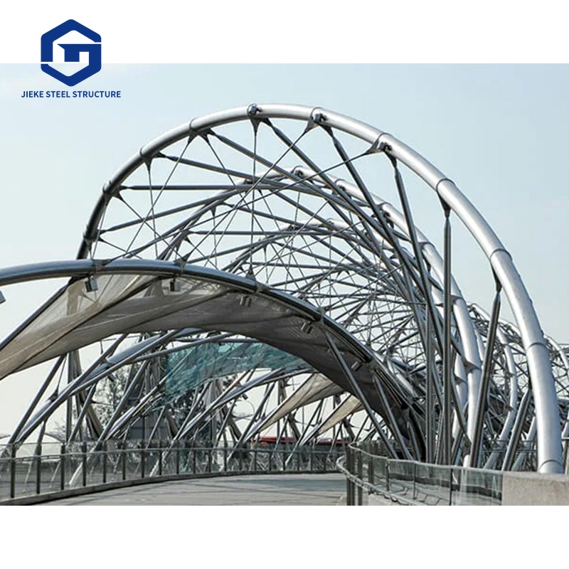 Quick Installation Prefabricated Steel Footbridge Welded Structure Shot Blasting Anti Corrosion Painting Long Span Low Cost