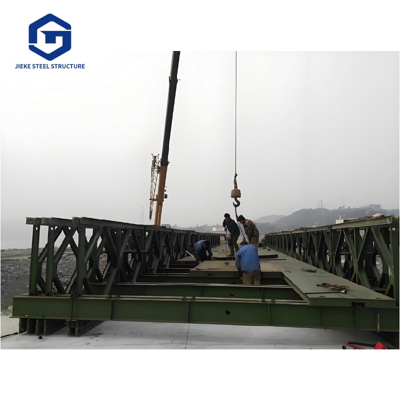 Quick Installation Prefabricated Steel Footbridge Welded Structure Shot Blasting Anti Corrosion Painting Long Span Low Cost