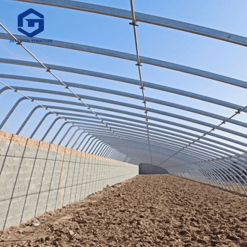 Design of Low-Cost Prefabricated Pig house Steel Structure Pig Farm