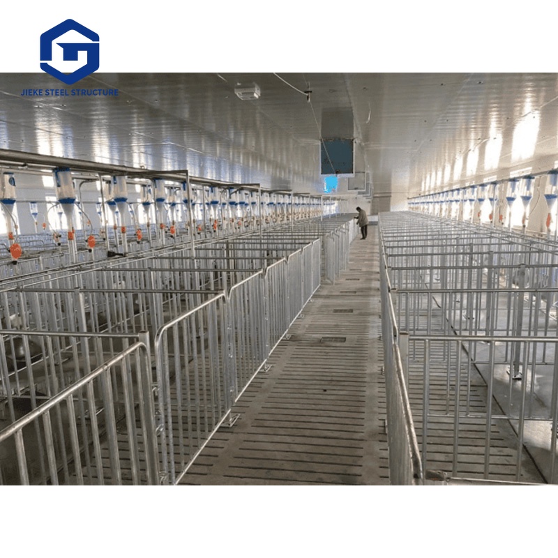 Durable Factory Industrial Design Prefabricated Steel Farmhouse for Sheep Pigs Cow Poultry Cow Poultry Farmhouse