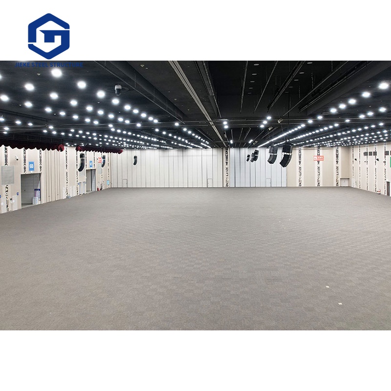 Modern prefabricated steel structure buildings, clothing store exhibition hall, studio, warehouse