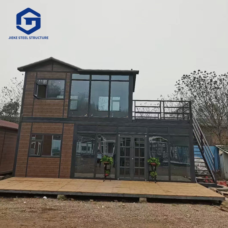 Prefabricated steel-framed villa residence