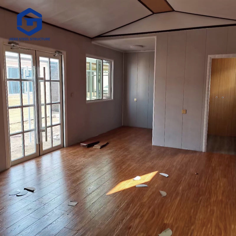 Lightweight steel structure villa / Energy-saving and environmentally friendly prefabricated steel structure house