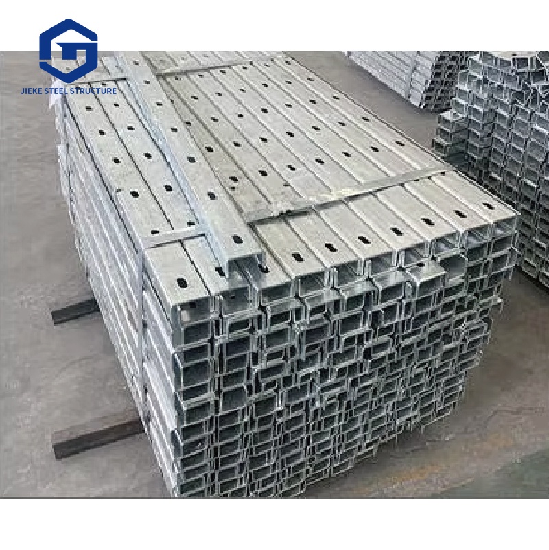 Metal structure building - C-shaped structural material - Structured galvanized C steel purlins