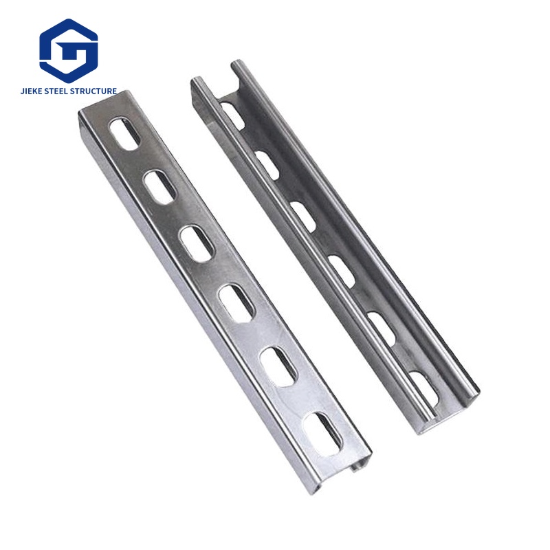 Galvanized cold-formed steel structure / C-shaped profiles / C-shaped steel beams / Steel purlins