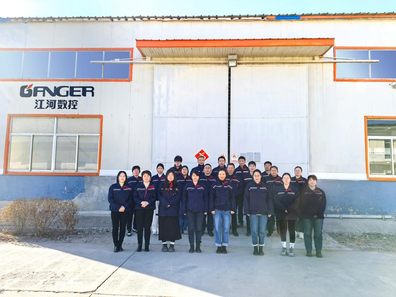Jinan GANGER CNC Company officially started work after the New Year and started a new journey Jinan GANGER CNC Company officially started work after the New Year and started a new journey