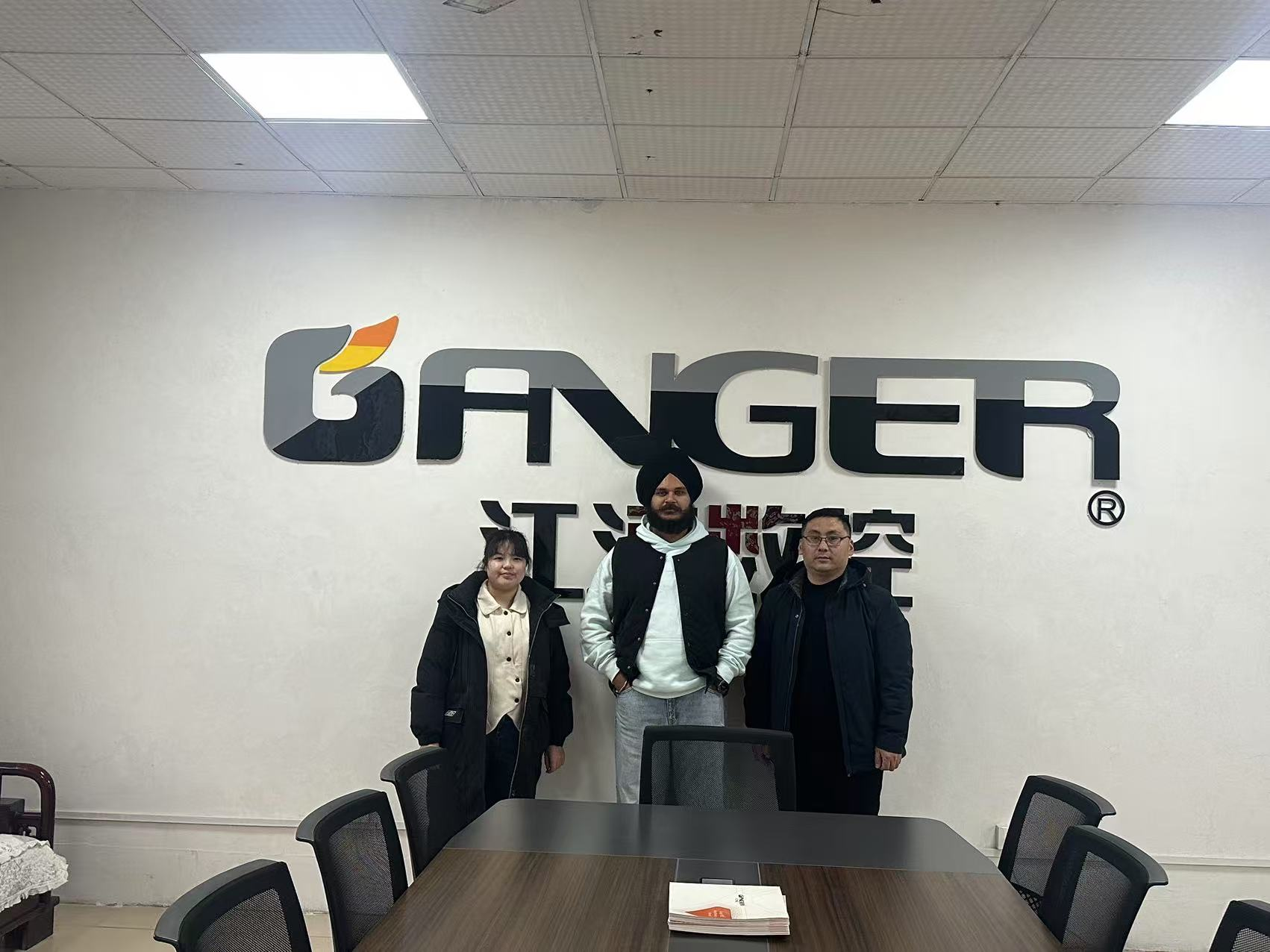 Welcome New Zealand Clients Visit Our Factory to Check 5 Axis Stone Bridge Saw Welcome New Zealand Clients Visit Our Factory to Check 5 Axis Stone Bridge Saw