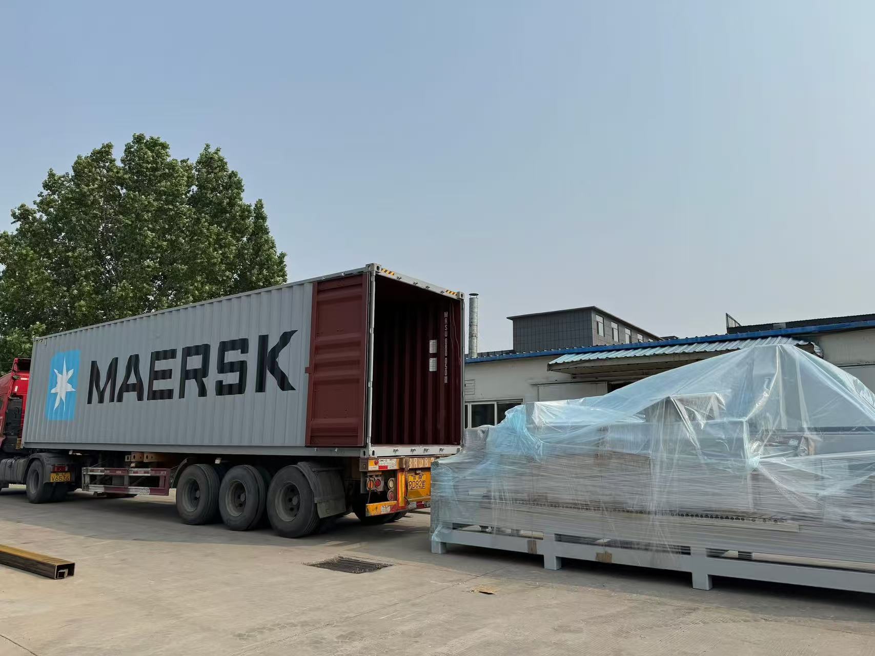 5-Axis Bridge Saw & Countertop Center Shipped to Europe 5-Axis Bridge Saw & Countertop Center Shipped to Europe