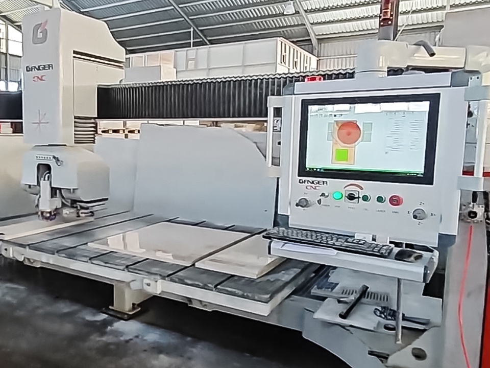 GANGER CNC Delivers Expert On-Site Training in Cyprus for 5-Axis Bridge Cutting Machines