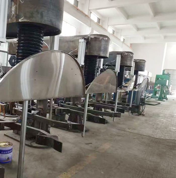 pneumatic lifting disperser