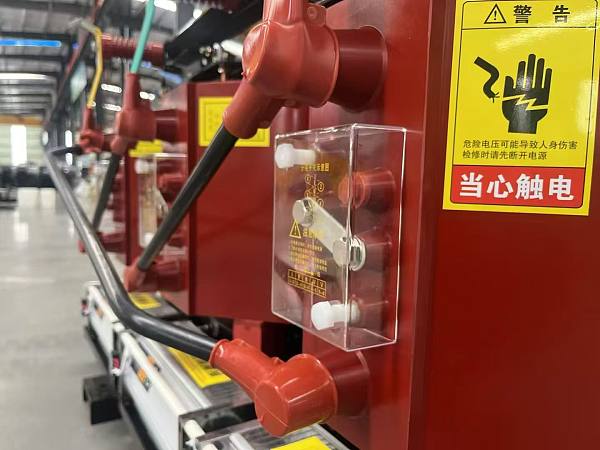 Detalles del transformador seco (3)