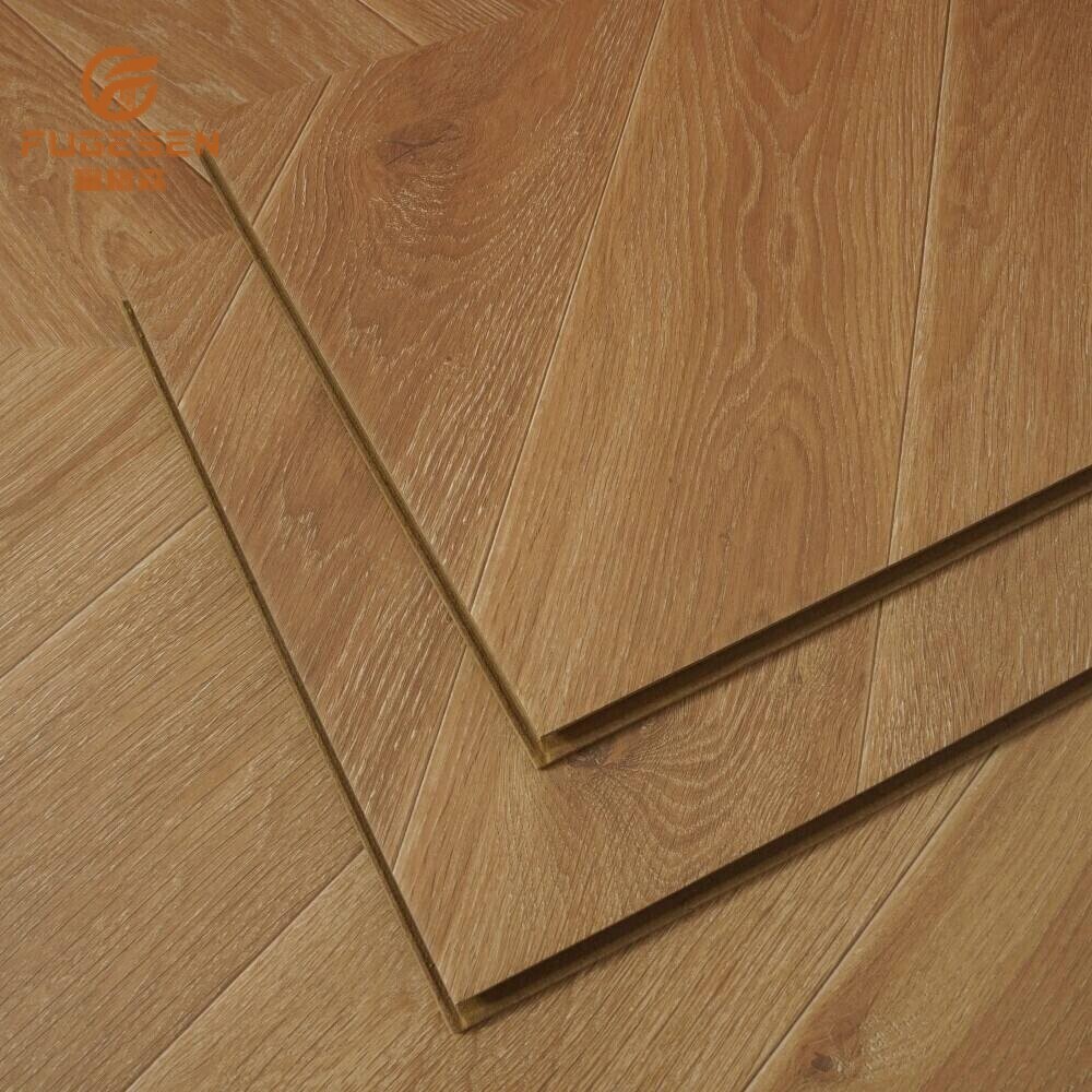 Weathered Brown Fishbone Laminate