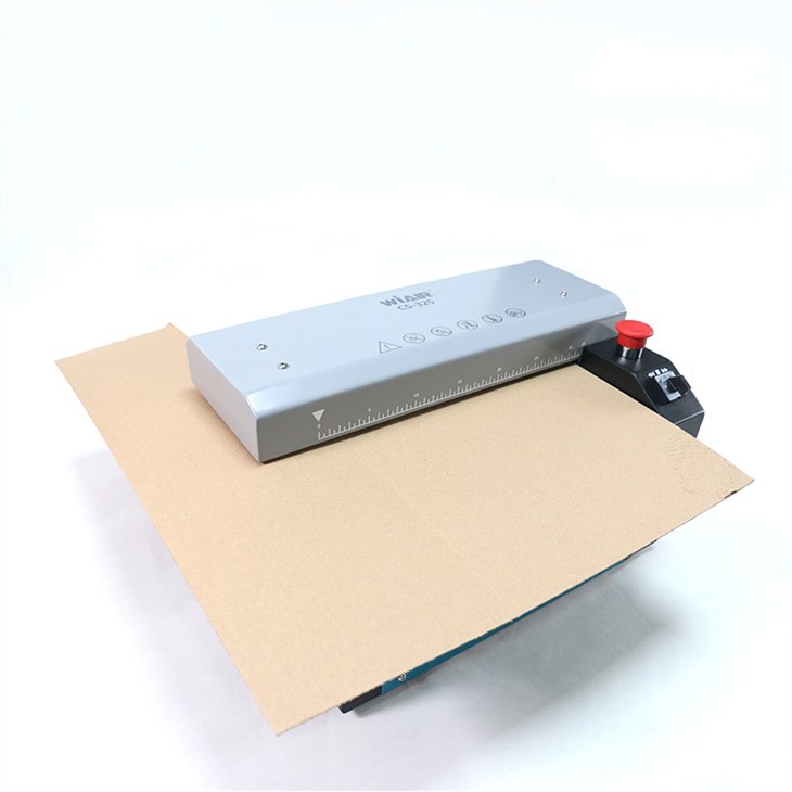 CS-325 Desktop Cardboard Shredder