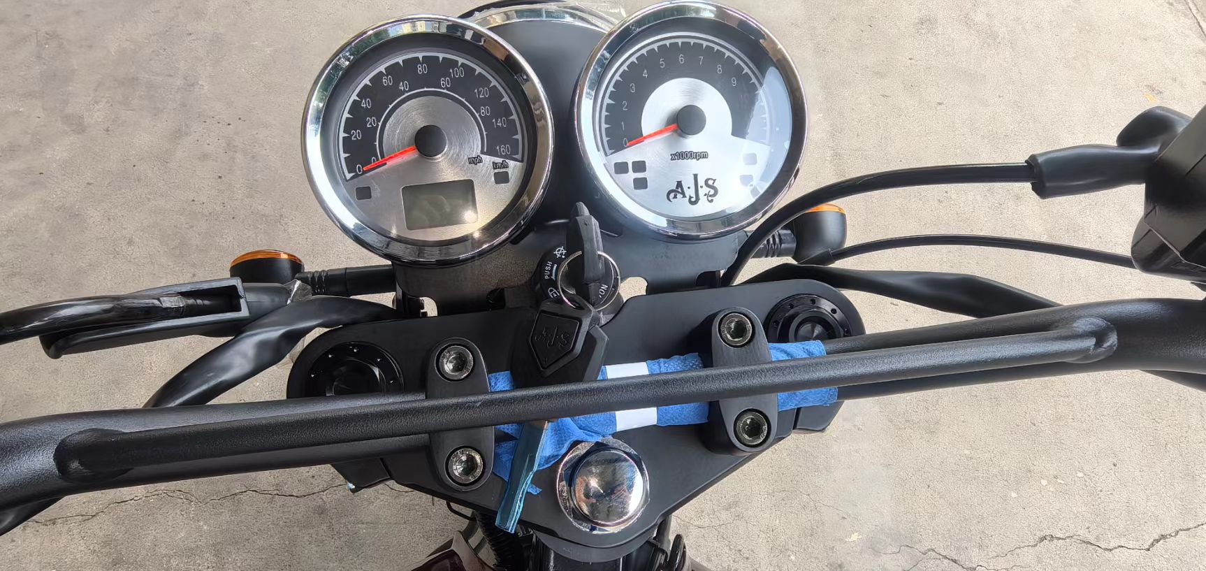 Classic Retro 250cc UK250