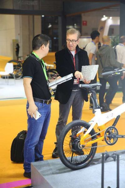 A Associação Europeia de Bicicletas Elétricas se opõe à política de vendas anti-preços baixos da UE. A China se tornou um grande produtor e consumidor no mundo