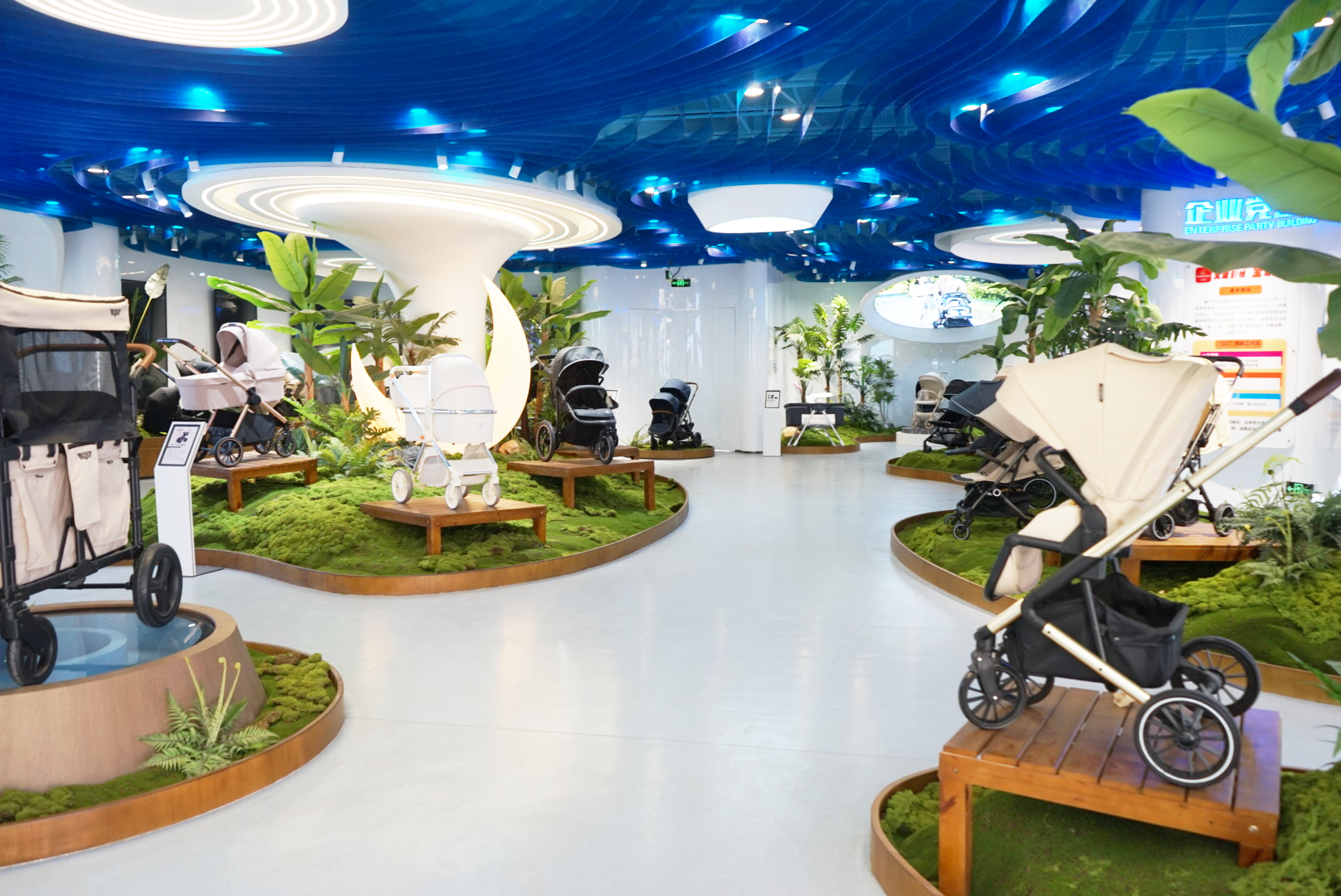 Why Our Baby Strollers Outperform Competitors: 3 Key Differentiators