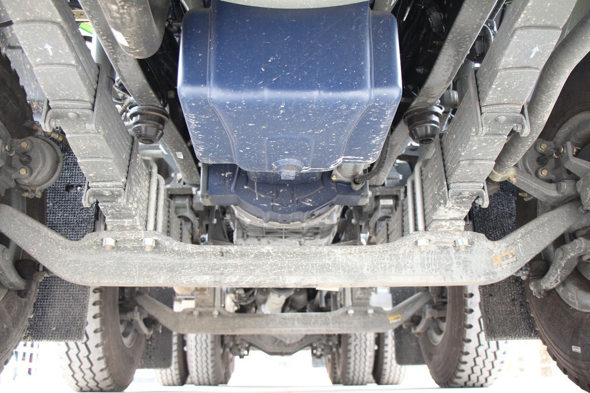 HOWO TX 460HP 8x4 dump truck chassis