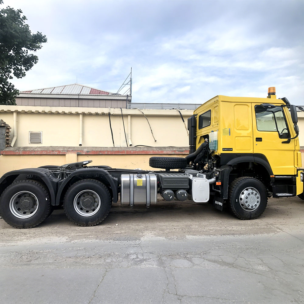 Howo 420HP 6×4 Tractor Truck