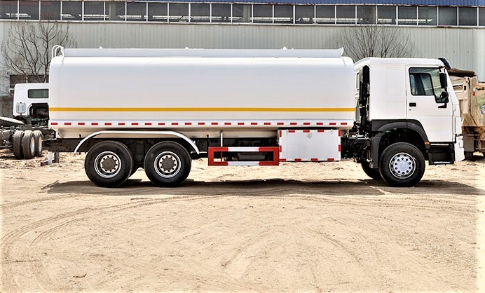 HOWO 375HP 6x4 heavy duty fuel tanker truck side view with large capacity tank and 6x4 drivetrain