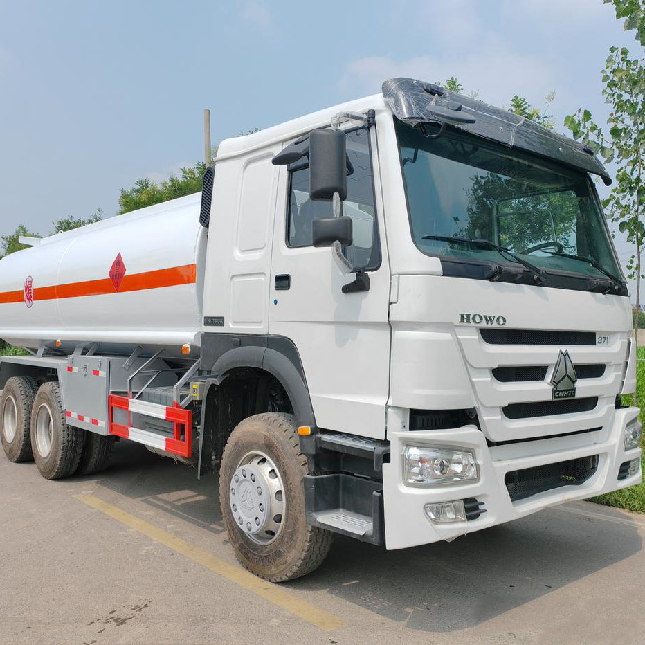 HOWO 371HP 6×4 Fuel Tank Truck