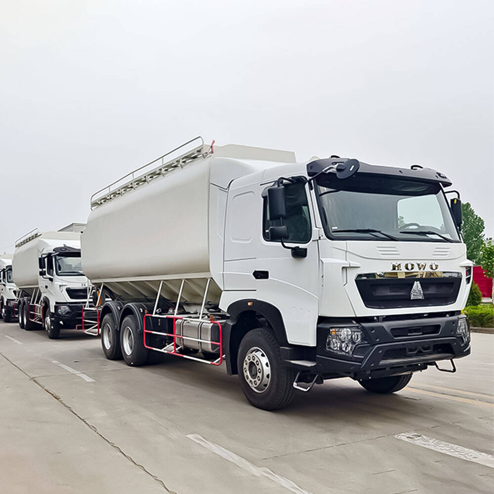 Howo 380hp 6×4 Bulk Feed Cargo Truck