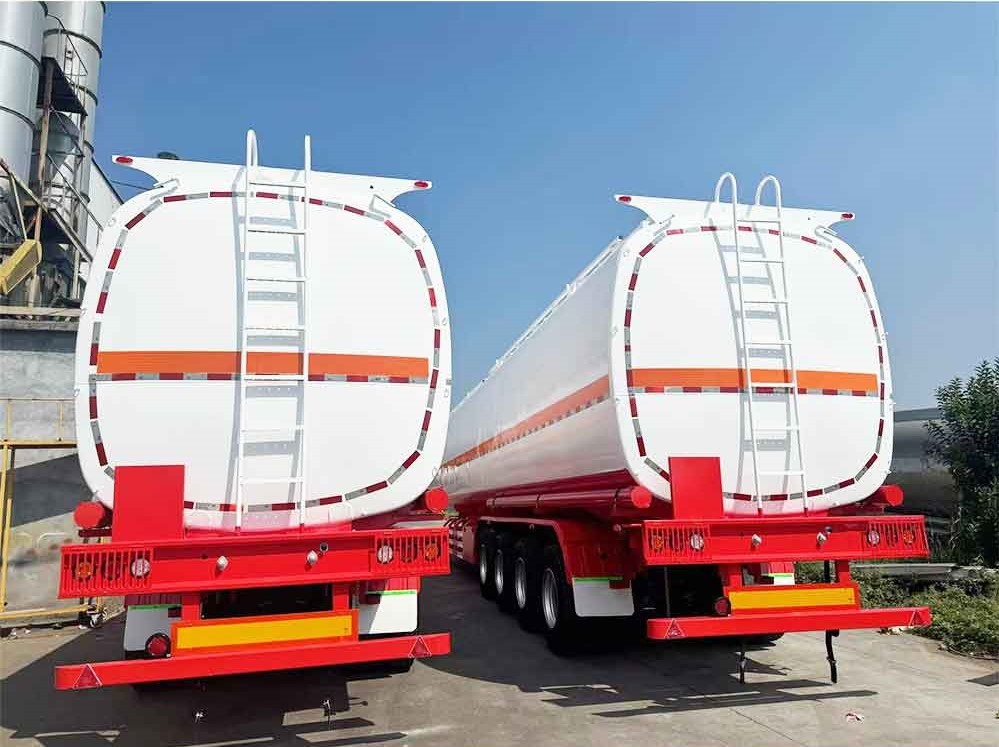 4 axle heavy duty bitumen tanker trailer rear view showing discharge outlets and chassis structure