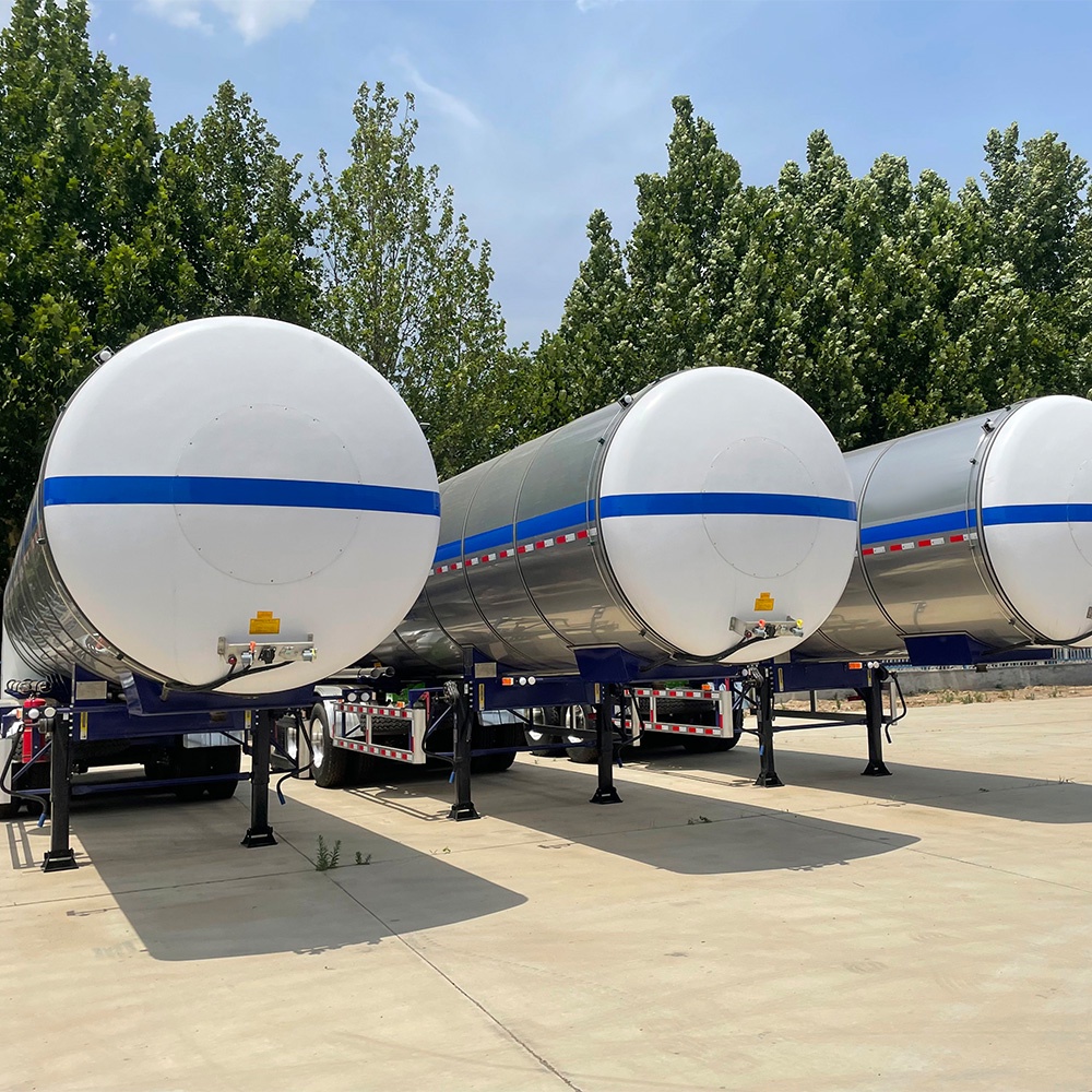 3 Axle 30,000L Chemical Tank Trailer