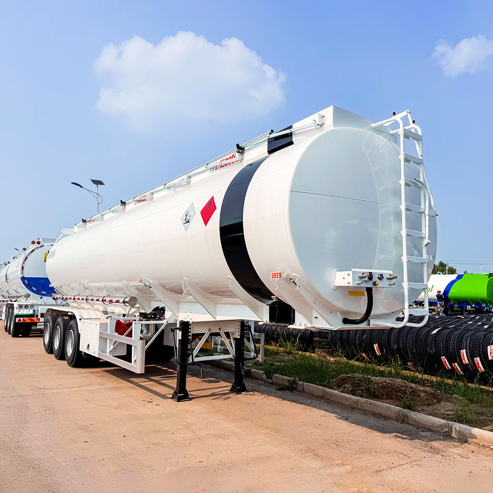 3 Axle Carbon Steel Fuel Tanker Trailer