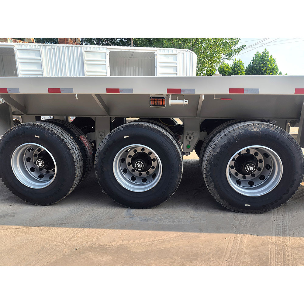 3 axle extendable flatbed semi trailer tire detail designed for long distance heavy load transport