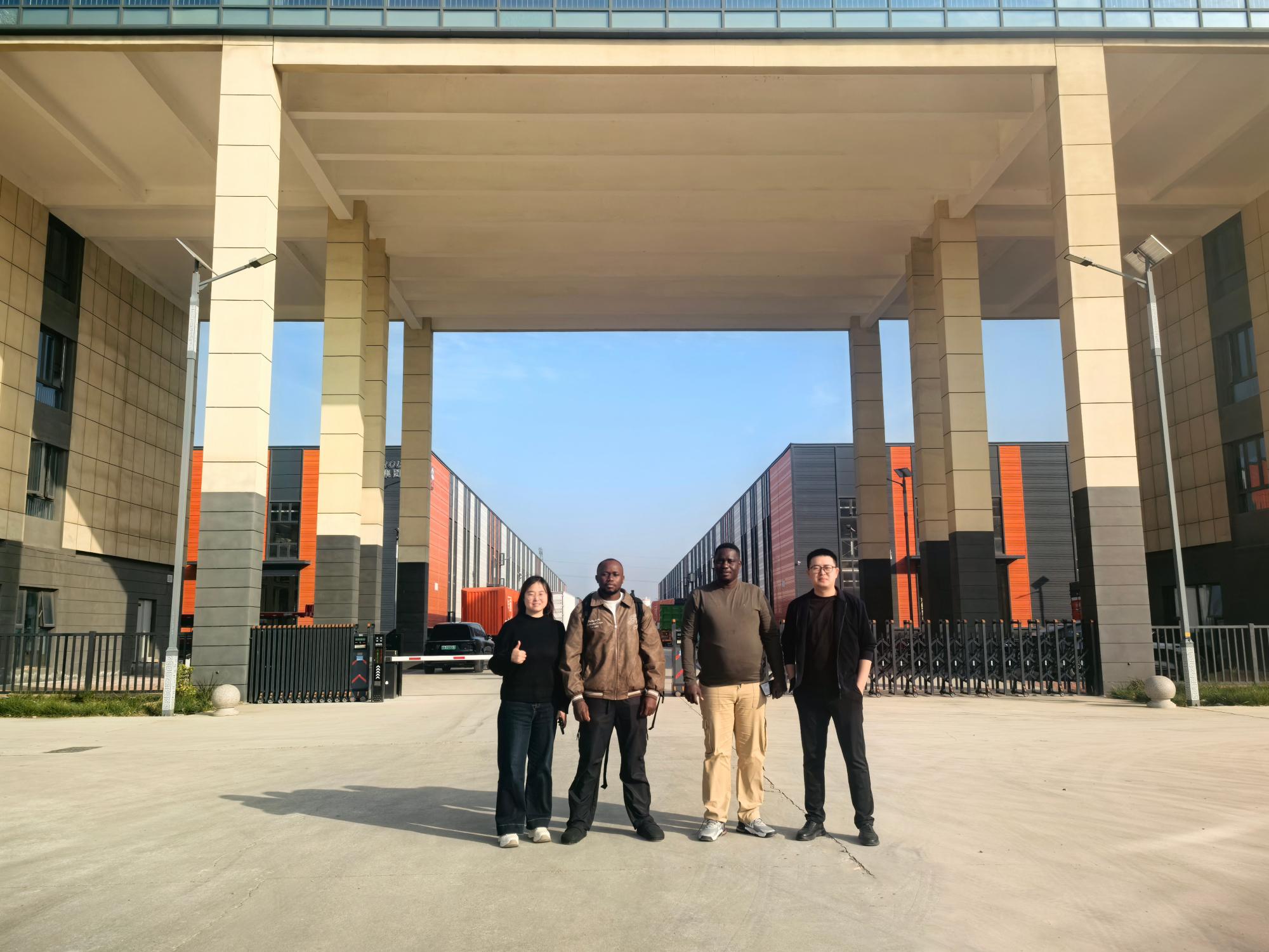 Why Did Congo Clients Order 21 HOWO Trucks & 24 Flatbed Trailers from ZW Group?