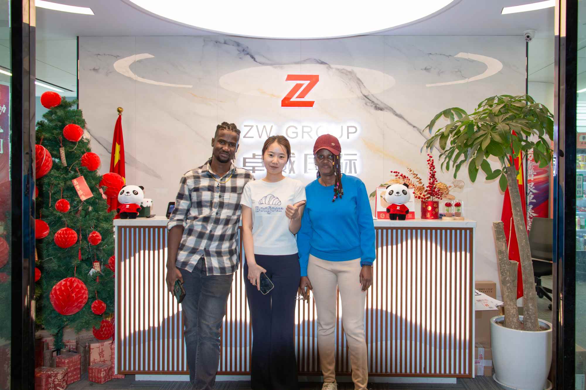 Why Burkina Faso Buyers Choose ZW Shacman Dump Trucks？