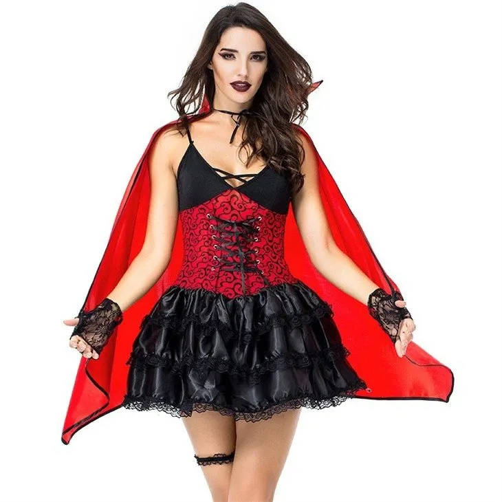 Sexy Vampire Halloween Costume – Seduction with a Bite