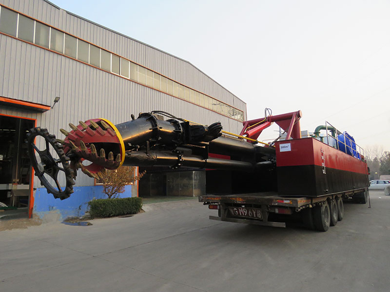 Electric dredger