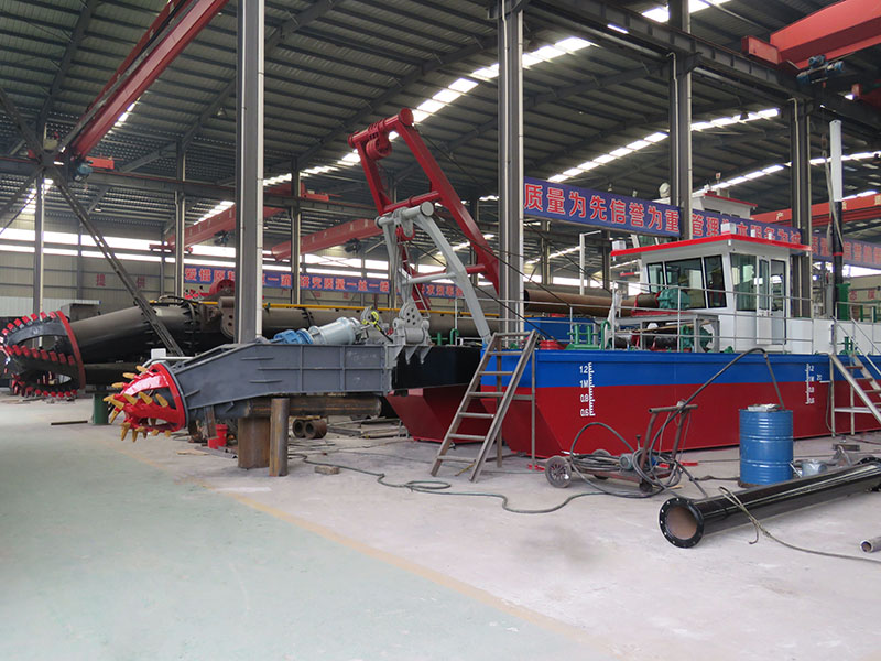 Electric dredger