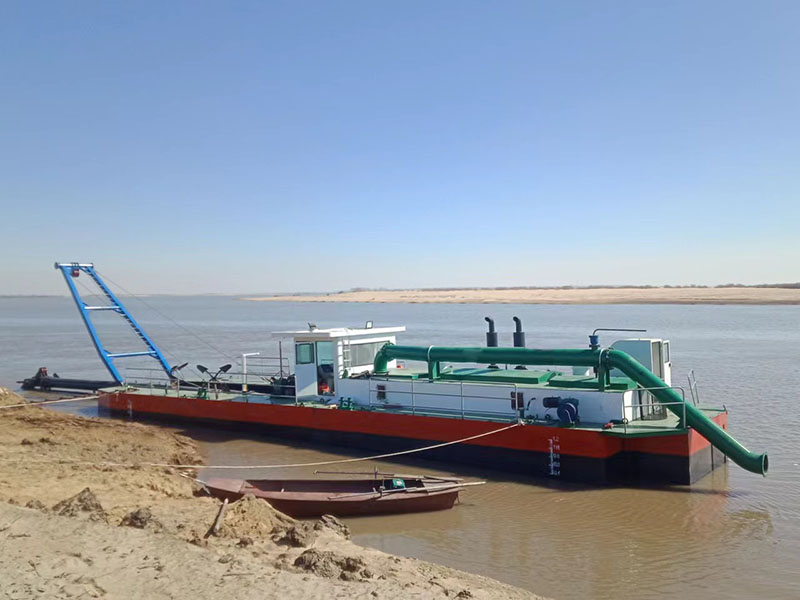 Jet suction dredgers
