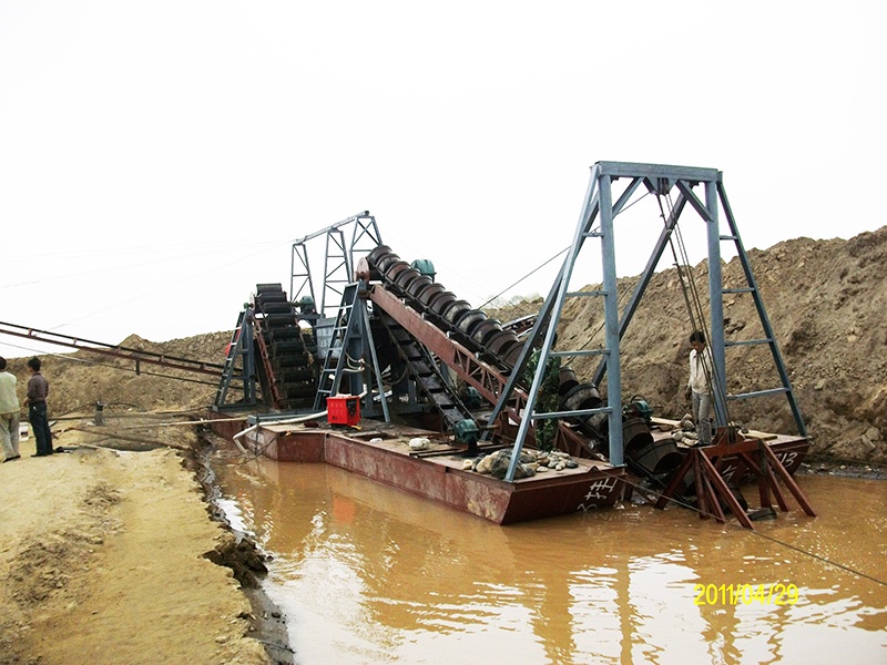 Sand dredgers