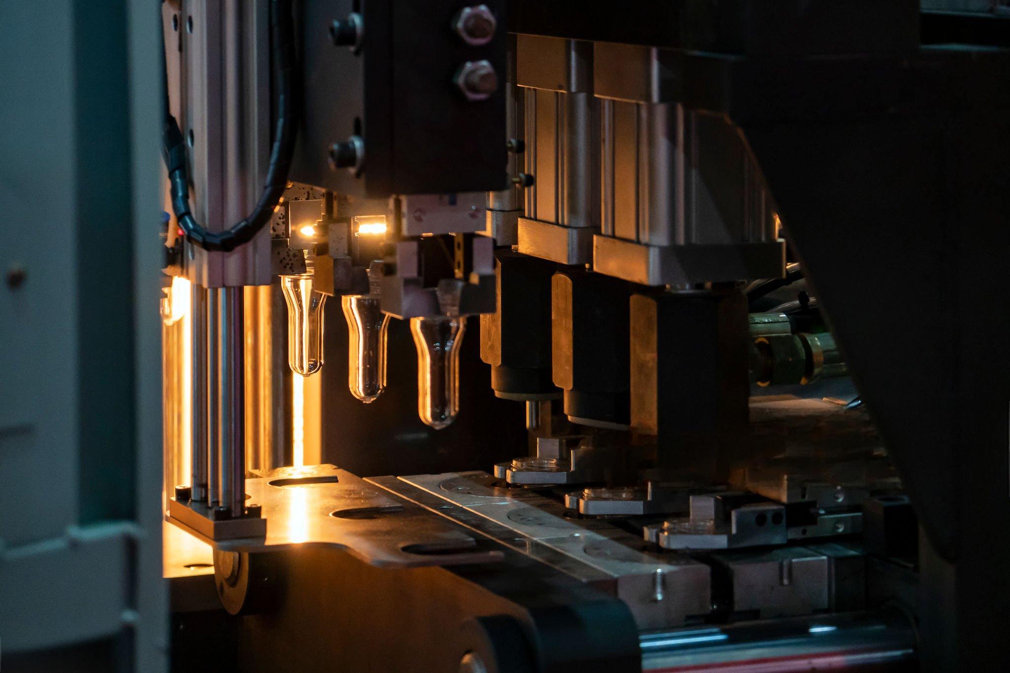 Top 5 Maintenance Mistakes That Shorten Laser Cutting Machine Lifespan Top 5 Maintenance Mistakes That Shorten Laser Cutting Machine Lifespan