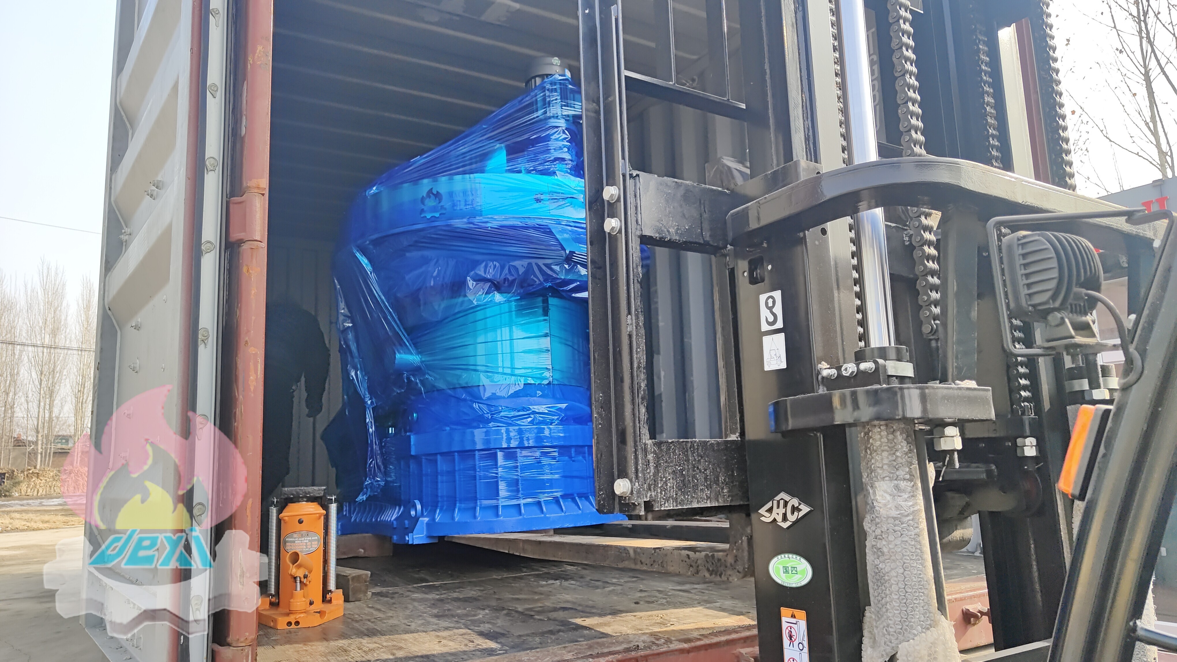 Deliver XGJ560 Wood Pellet Machine to India