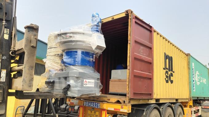 132KW 2 Ton/h capacity XGJ560P wood pellet machine loading for our Poland agent.