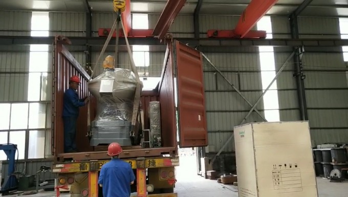 Loading XGJ560P wood pellet maker machine to our Indonesia customer