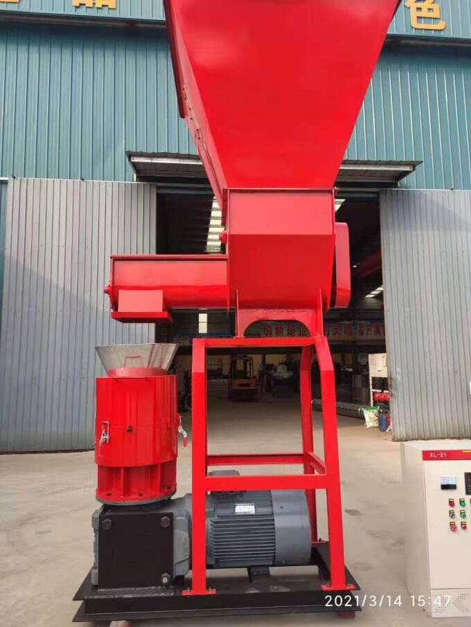 Delivery SKJ3-550 flat die fertilizer pellet machine for Spain customer