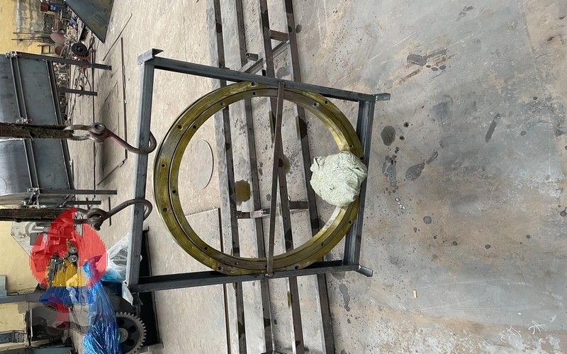 Loading spare parts for Poland customer