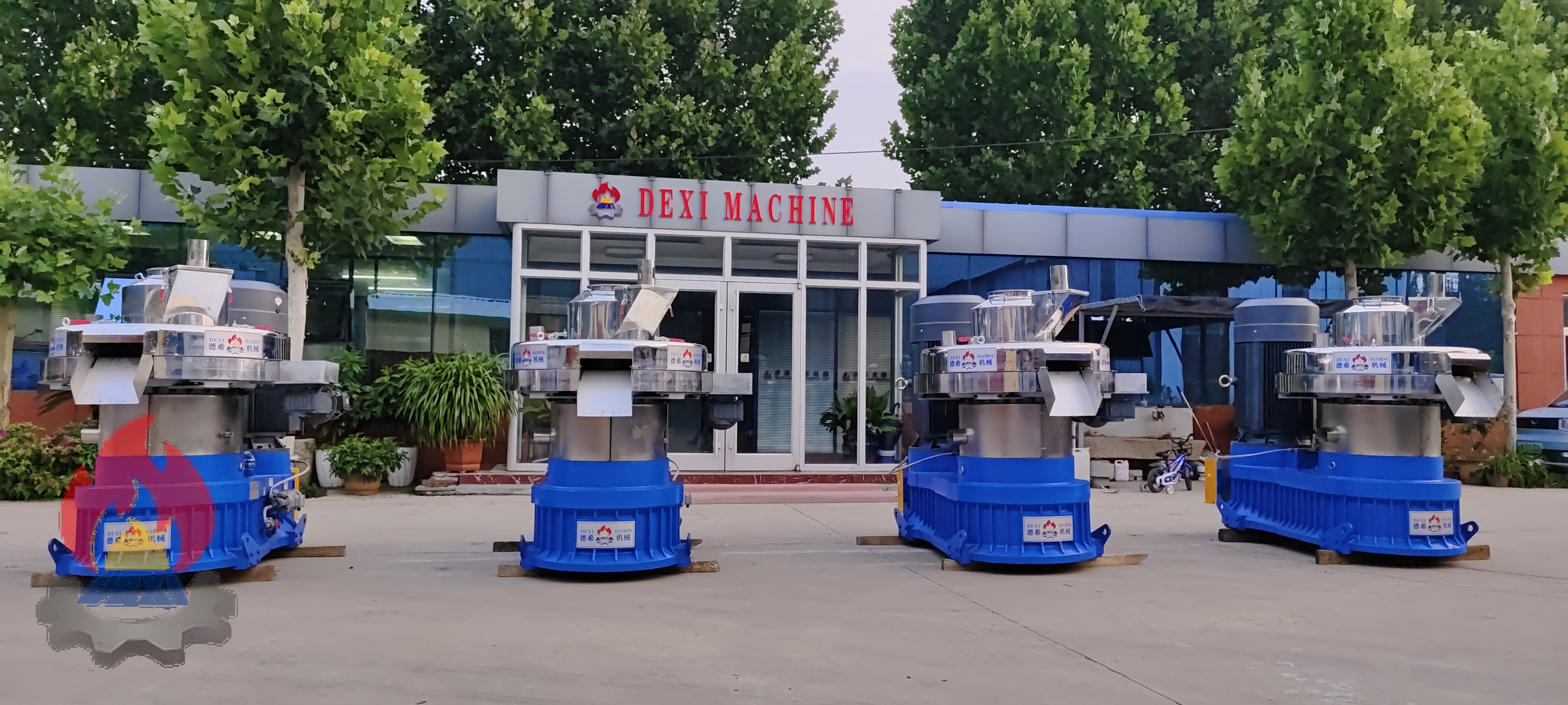 Deliver 4 sets of gen8 XGJ560P Pellet Machine to India 