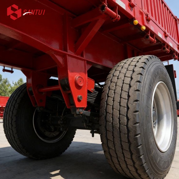Side-wall semi-trailer / trailer for transporting livestock goods