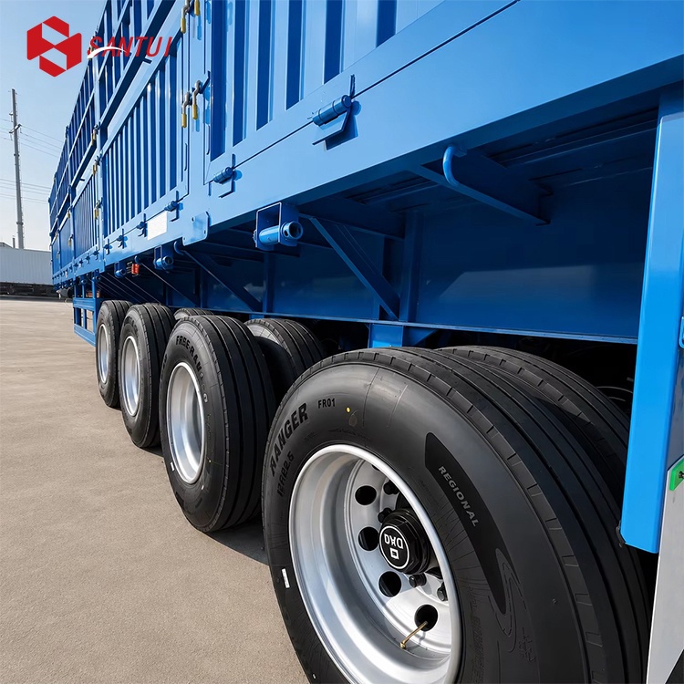 Blue 4 Axle Vertical Fence Plate Semi Trailer Stake Fence Semi-Trailer / New / Refurbished Fence Semi-Trailer